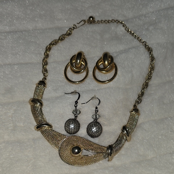 Source Unknown Jewelry - (J21) Custom Jewerly Pieces